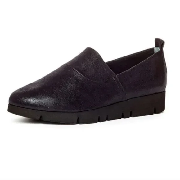 Yellowbox Erma Black Shimmer Fabric Slip On Flats 7 - Picture 2 of 7